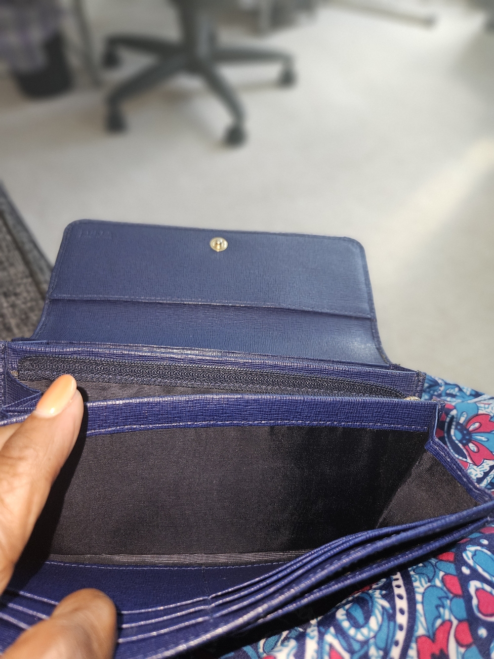 Furla Elena Navy Saffiano Leather Satchel with Wallet (Dem. 13wx9h) - Picture 13 of 15